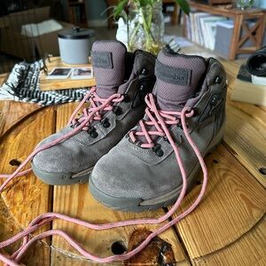 COLUMBIA NEWTON RIDGE PLUS WATERPROOF AMPED HIKING BOOT